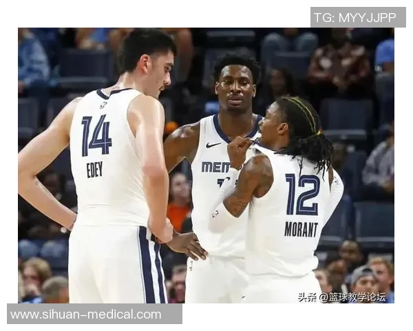 主力中锋遭遇重伤可能缺席整个赛季球队面临巨大挑战 主力中锋遭遇重伤可能缺席整个赛季球队面临巨大挑战